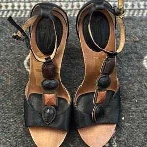 Frye dolly jeweled heel 6.5